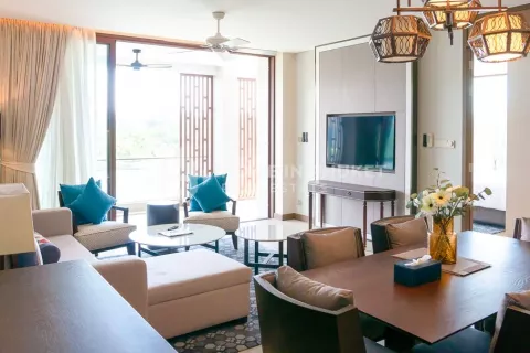 Condo in Phuket, Thailand, 2 bedrooms № 131644 - photo 6