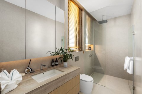 Chalet de 4 dormitorios en Bang Tao, Tailandia № 74283 - foto 10