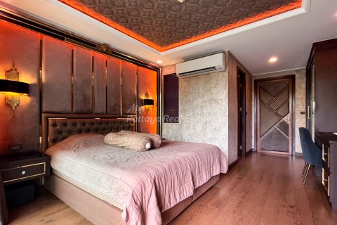 Condominio de 2 dormitorios en Bang Lamung, Tailandia № 132202 - foto 17