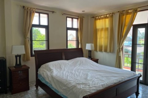 Chalet de 3 dormitorios en Pran Buri, Tailandia № 121114 - foto 10