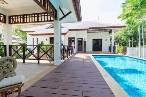 Chalet de 2 dormitorios en Hua Hin, Tailandia № 121118 - foto 2