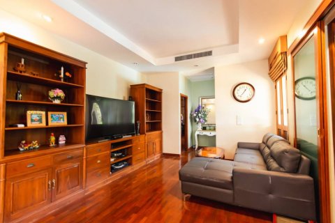 Chalet de 2 dormitorios en Hua Hin, Tailandia № 121118 - foto 8
