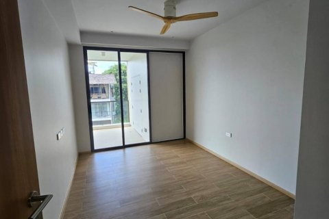 Condominio de 2 dormitorios en Phuket, Tailandia № 132595 - foto 6