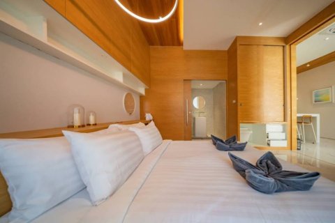 Chalet de 3 dormitorios en Phuket, Tailandia № 132819 - foto 7