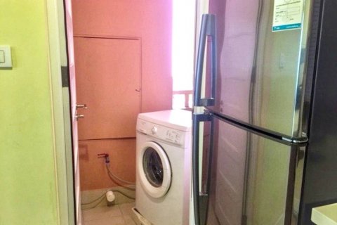 Condominio de 2 dormitorios en Khlong Toei, Bangkok, Tailandia № 132815 - foto 7