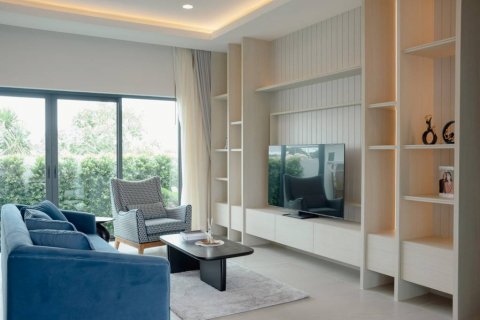 Chalet de 3 dormitorios en Hua Hin, Tailandia № 132817 - foto 5