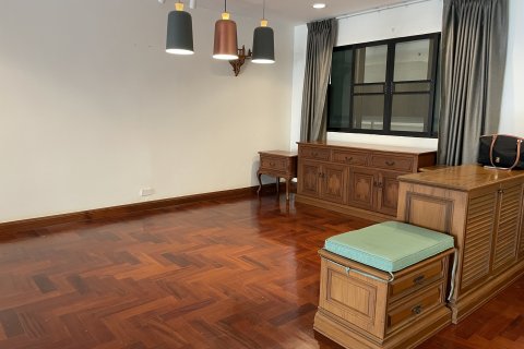 Condominio de 3 dormitorios en Watthana, Bangkok, Tailandia № 126565 - foto 3