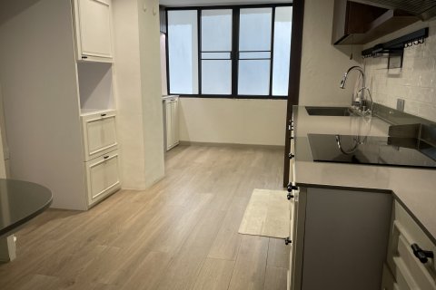 Condominio de 3 dormitorios en Watthana, Bangkok, Tailandia № 126565 - foto 10