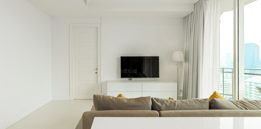 Condominio de 2 dormitorios en Watthana, Bangkok, Tailandia № 126566