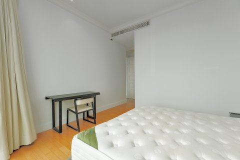 Condominio de 2 dormitorios en Watthana, Bangkok, Tailandia № 126566 - foto 9