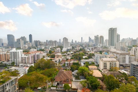 Condominio de 2 dormitorios en Watthana, Bangkok, Tailandia № 126566 - foto 5
