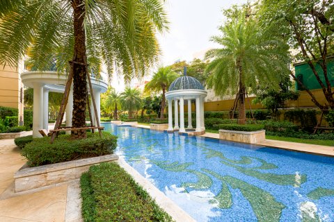 Condominio de 2 dormitorios en Watthana, Bangkok, Tailandia № 126566 - foto 14