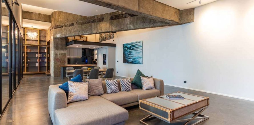 Condominio de 3 dormitorios en Khlong Toei, Bangkok, Tailandia № 126570