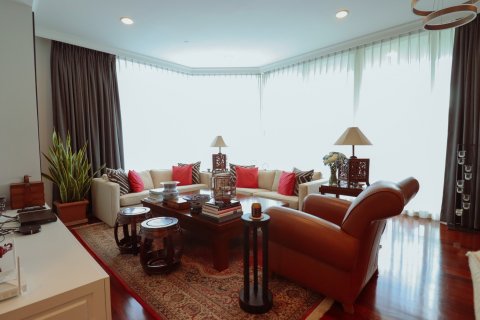 คอนโดมิเนียมในวัฒนา, กรุงเทพฯ, ประเทศไทย, 3 ห้องนอน № 126571