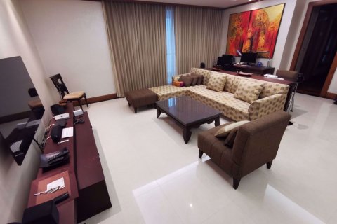 Condominio de 3 dormitorios en Sathon, Bangkok, Tailandia № 76740 - foto 5