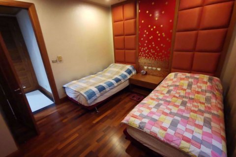 Condominio de 3 dormitorios en Sathon, Bangkok, Tailandia № 76740 - foto 28