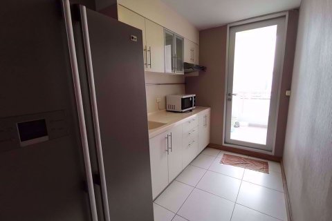 Condominio de 2 dormitorios en Khlong San, Bangkok, Tailandia № 76743 - foto 4