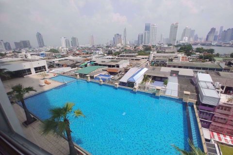 Condominio de 2 dormitorios en Khlong San, Bangkok, Tailandia № 76743 - foto 12