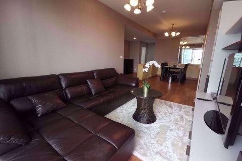 Condominio de 2 dormitorios en Khlong San, Bangkok, Tailandia № 76743 - foto 2