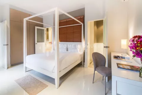 Casa de 3 dormitorios en Bang Tao, Tailandia № 131405 - foto 18
