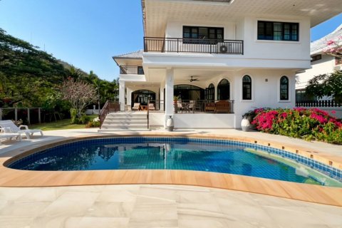 Chalet de 5 dormitorios en Hua Hin, Tailandia № 121024 - foto 4