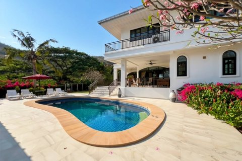 Chalet de 5 dormitorios en Hua Hin, Tailandia № 121024 - foto 5