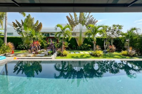 Chalet de 5 dormitorios en Hua Hin, Tailandia № 121025 - foto 6
