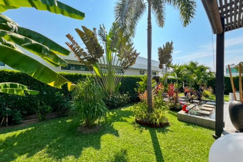 Chalet de 5 dormitorios en Hua Hin, Tailandia № 121025 - foto 5