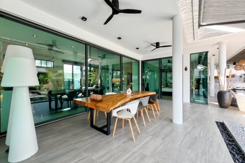 Chalet de 5 dormitorios en Hua Hin, Tailandia № 121025 - foto 10