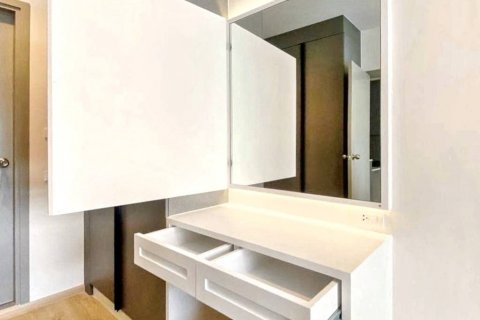 Condominio de 2 dormitorios en Bang Kapi, Bangkok, Tailandia № 121126 - foto 10
