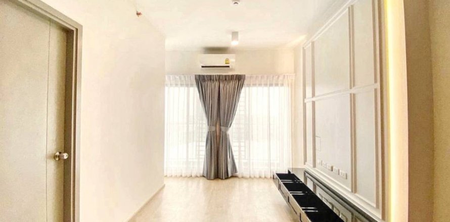Condominio de 2 dormitorios en Bang Kapi, Bangkok, Tailandia № 121126