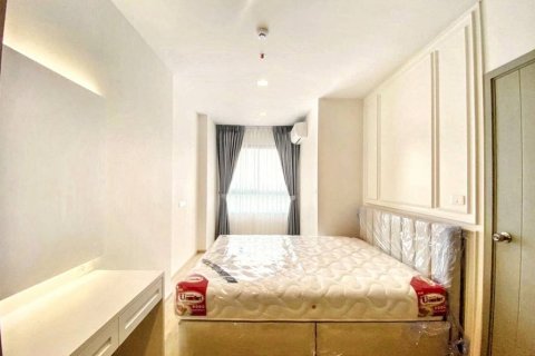 Condominio de 2 dormitorios en Bang Kapi, Bangkok, Tailandia № 121126 - foto 8