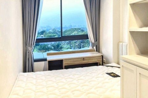 Condominio de 2 dormitorios en Bang Kapi, Bangkok, Tailandia № 121126 - foto 7