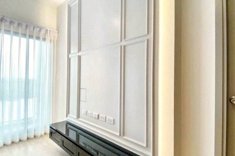 Condominio de 2 dormitorios en Bang Kapi, Bangkok, Tailandia № 121126 - foto 3