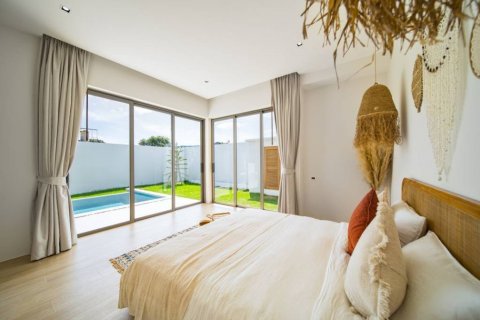 Chalet de 3 dormitorios en Surat Thani, Tailandia № 121127 - foto 10