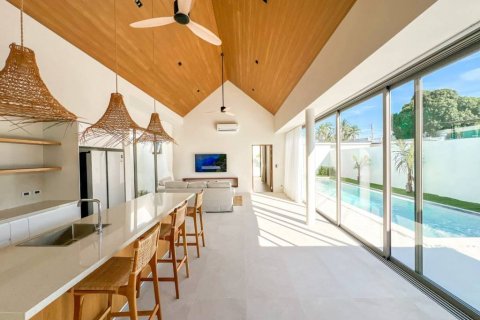 Chalet de 3 dormitorios en Surat Thani, Tailandia № 121127 - foto 5