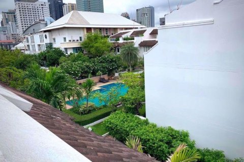 Haus in Watthana, Bangkok, Thailand 2 Schlafzimmer № 76999 - Foto 12
