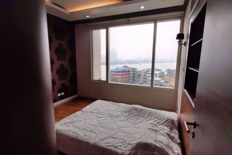 Condominio de 3 dormitorios en Khlong San, Bangkok, Tailandia № 77000 - foto 7