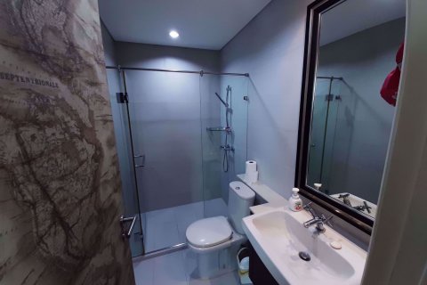 Condominio de 3 dormitorios en Khlong San, Bangkok, Tailandia № 77000 - foto 9