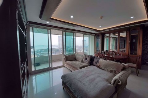 Condominio de 3 dormitorios en Khlong San, Bangkok, Tailandia № 77000