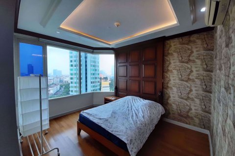 Condominio de 3 dormitorios en Khlong San, Bangkok, Tailandia № 77000 - foto 6