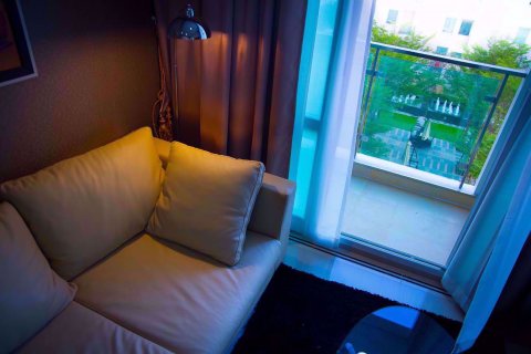 Eigentumswohnung in Huai Khwang, Bangkok, Thailand, 1 Schlafzimmer  № 76995 - Foto 3
