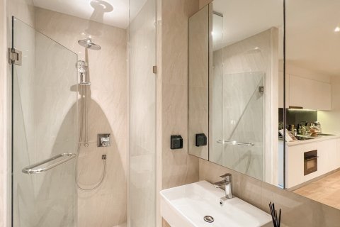 Condominio de 2 dormitorios en Bangkok, Tailandia № 104450 - foto 13