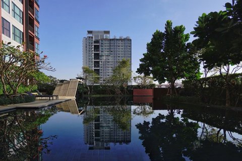 Condominio de 1 dormitorio en Phra Khanong, Bangkok, Tailandia № 143253 - foto 16