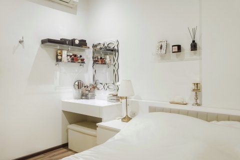 Condominio de 1 dormitorio en Phra Khanong, Bangkok, Tailandia № 143253 - foto 8