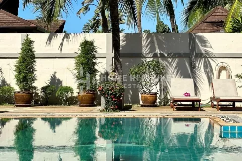 Casa de 3 dormitorios en Phuket, Tailandia № 131732 - foto 16