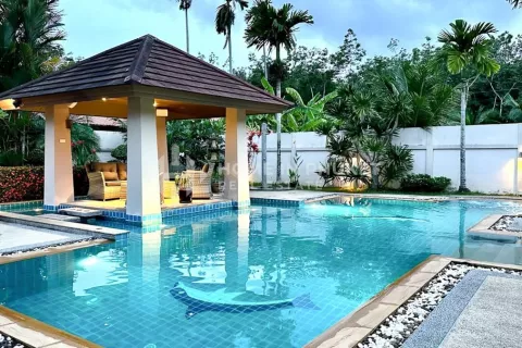 Casa de 3 dormitorios en Phuket, Tailandia № 131732 - foto 4