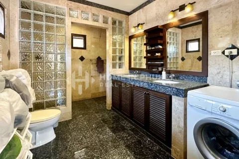 Casa de 3 dormitorios en Phuket, Tailandia № 131732 - foto 9