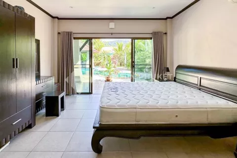 Casa de 3 dormitorios en Phuket, Tailandia № 131732 - foto 12