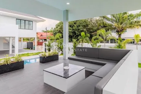 Casa de 4 dormitorios en Rawai, Tailandia № 131396 - foto 5